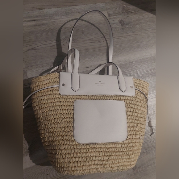 Kate Spade Natural Straw and Cream Tote - Picture 5 of 8